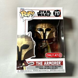 NIB: Star Wars Funko Pop #717, Mandalorian The Armorer.
Great Star Wars Gift!!